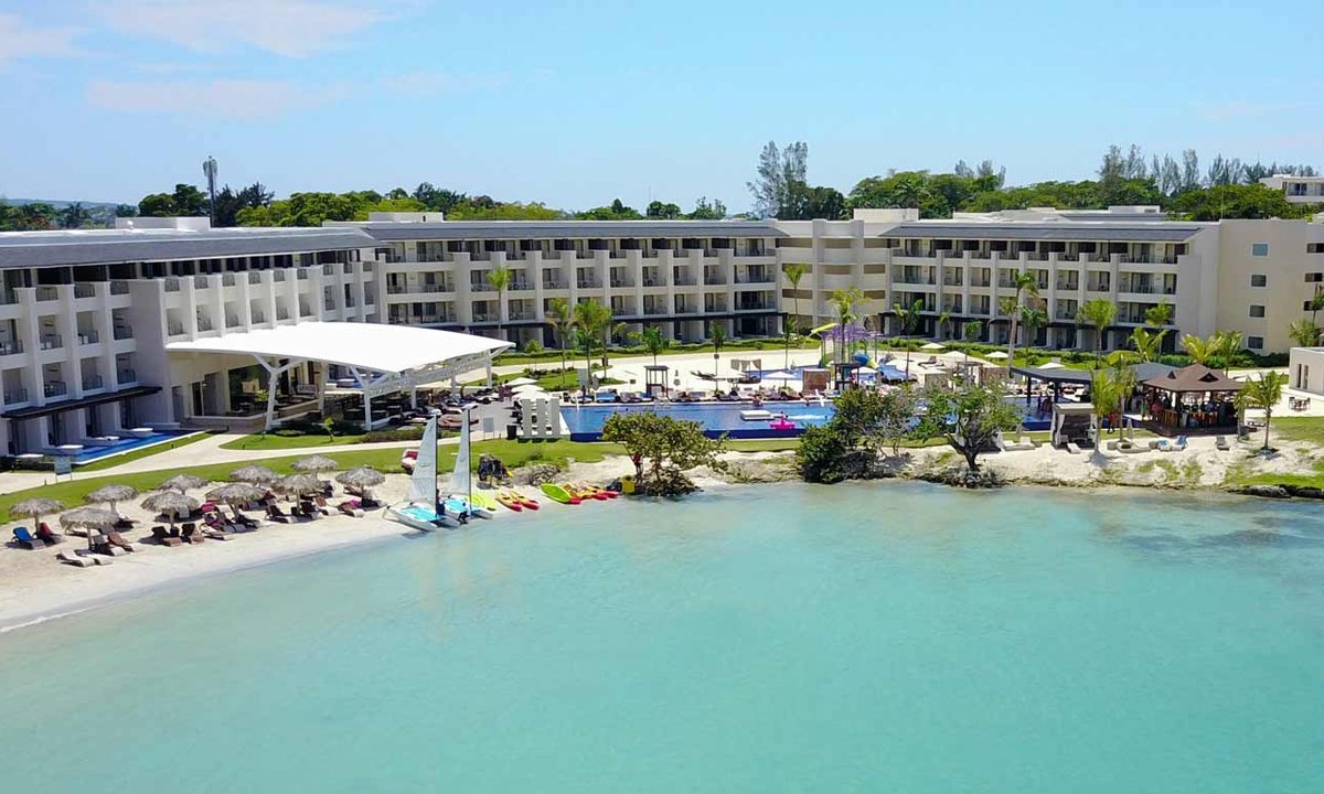 Royalton Hideaway Negril Jamaica adults all inclusive resort beach